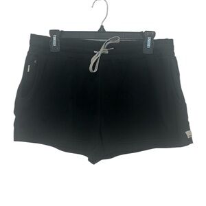 Vuori Halo Performance Short size medium